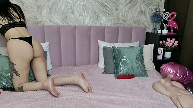 CarolineTenders online show from October 22, 1:16 am