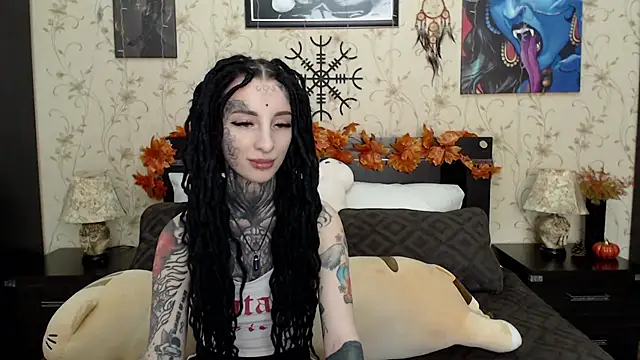 Snapshot of Velvetbat chatting on November 9, 6:39 am Velvetbat online show from November 9, 6:39 am