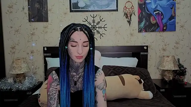 Snapshot of Velvetbat chatting on January 14, 7:23 am Velvetbat online show from January 14, 7:23 am