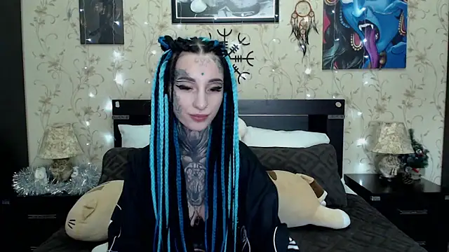 Snapshot of Velvetbat chatting on December 14, 7:03 am Velvetbat online show from December 14, 7:03 am