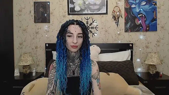 Snapshot of Velvetbat chatting on February 27, 6:57 am Velvetbat online show from February 27, 6:57 am