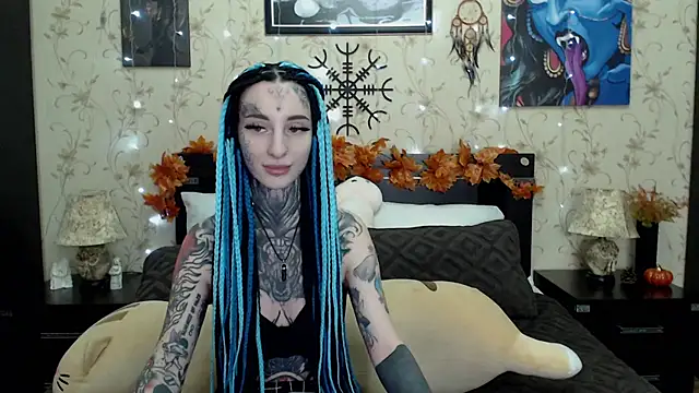 Snapshot of Velvetbat chatting on November 28, 7:08 am Velvetbat online show from November 28, 7:08 am