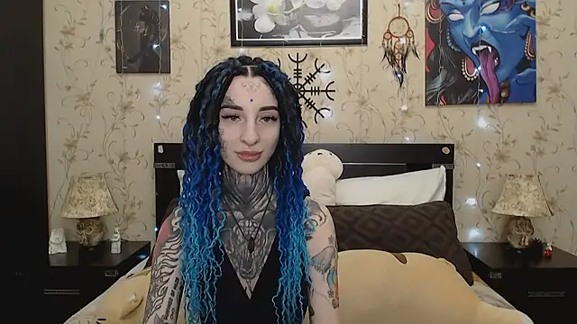 Snapshot of Velvetbat chatting on March 3, 6:53 am Velvetbat online show from March 3, 6:53 am