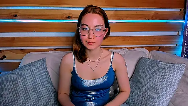 Lilo Sims online show from March 19, 4:57 am