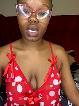 YummyMelanin117 online show from November 12, 8:12 pm