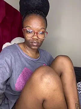 YummyMelanin117 online show from February 9, 10:41 pm