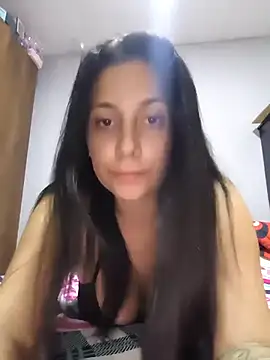 braces kourtney online show from April 26, 10:18 pm