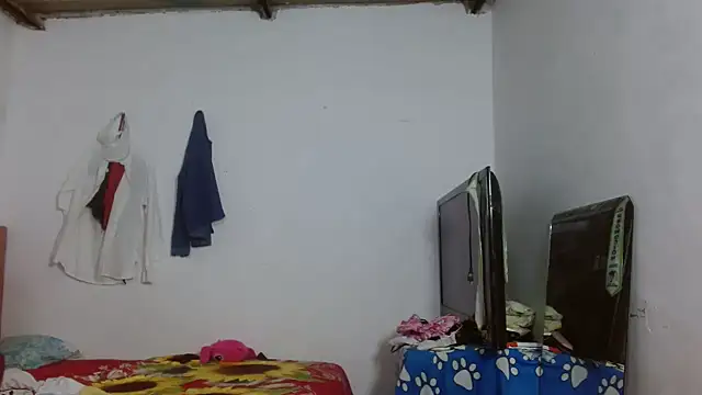Snapshot of Allyson_Mature chatting on July 24, 9:16 am Allyson Mature online show from July 24, 9:16 am