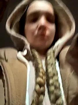 bambi lu online show from December 3, 4:28 pm