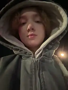 bambi lu online show from March 6, 7:42 pm