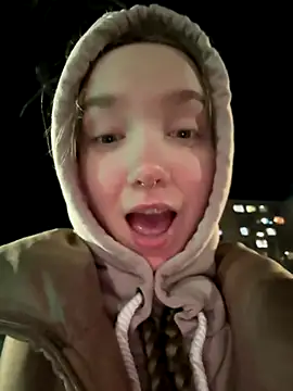 bambi lu online show from November 22, 5:12 pm