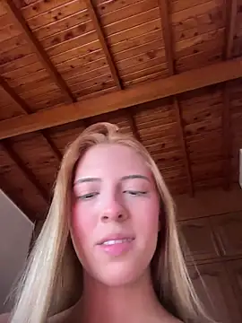 zaraquiinn online show from November 17, 3:27 pm