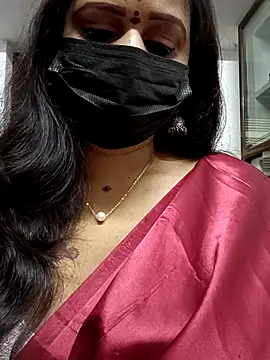 Snapshot of aparna99 chatting on October 31, 7:21 pm aparna99 online show from October 31, 7:21 pm