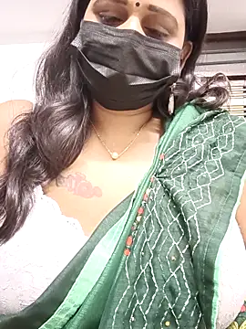 Snapshot of aparna99 chatting on November 2, 10:04 pm aparna99 online show from November 2, 10:04 pm