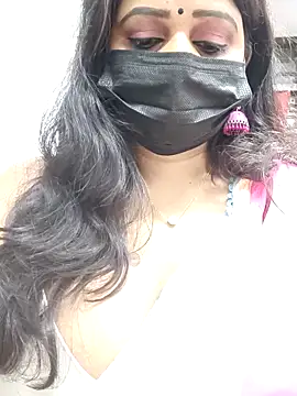 Snapshot of aparna99 chatting on November 6, 8:35 pm aparna99 online show from November 6, 8:35 pm