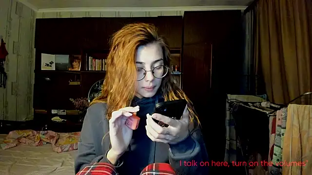 Snapshot of AngelaSwan chatting on October 18, 3:14 pm AngelaSwan online show from October 18, 3:14 pm