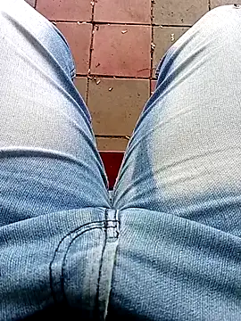 A-1PLAYBOY0 online show from September 13, 8:25 am