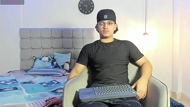 samxx muscle online show from November 3, 2:09 pm