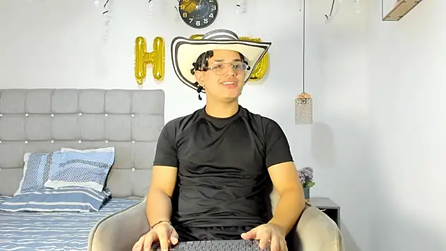 samxx muscle online show from January 14, 3:04 pm