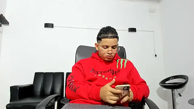 samxx muscle online show from March 30, 7:32 am