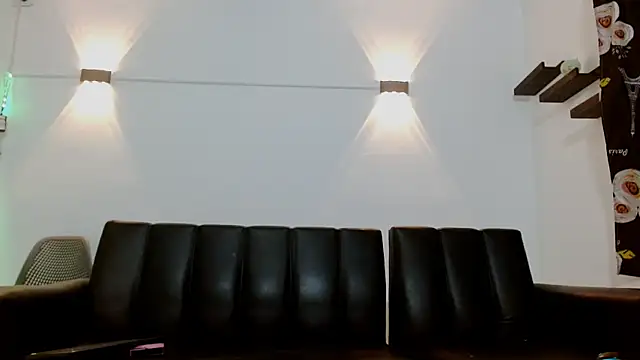 samxx muscle online show from February 8, 11:30 am