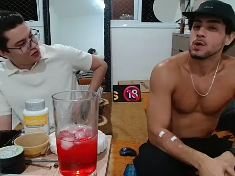 Snapshot of TimiidoSP011 chatting on September 13, 1:38 am TimiidoSP011 online show from September 13, 1:38 am