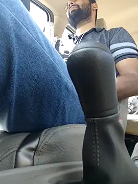 Snapshot of UAjit chatting on October 5, 9:11 am UAjit online show from October 5, 9:11 am