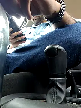 Snapshot of UAjit chatting on September 14, 7:42 am UAjit online show from September 14, 7:42 am