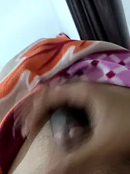 Snapshot of UAjit chatting on September 23, 10:39 pm UAjit online show from September 23, 10:39 pm