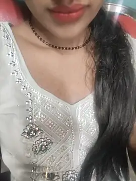 Eshwari Chopra online show from June 9, 3:24 pm