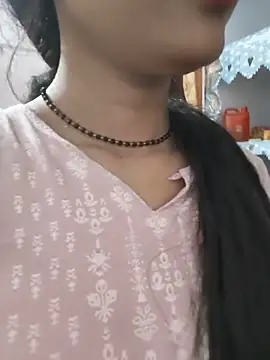 Eshwari Chopra online show from June 18, 11:43 pm