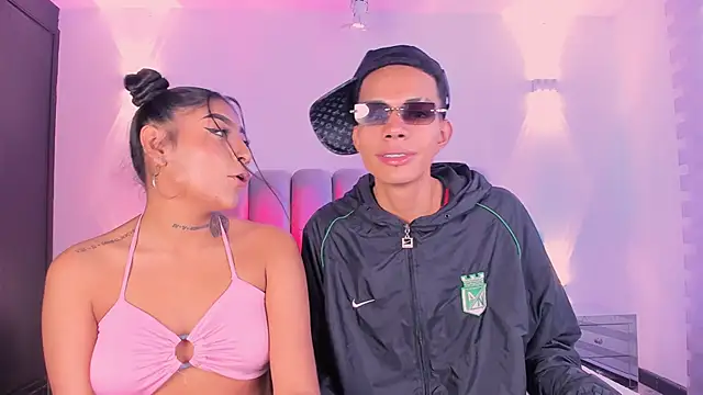 candyandmarilyn online show from November 6, 8:57 pm