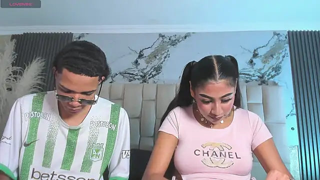 candyandmarilyn online show from July 18, 7:33 pm