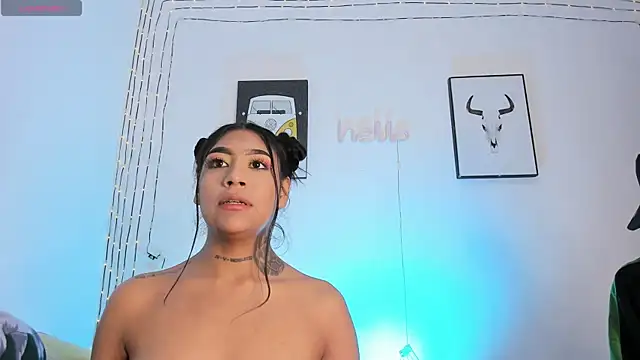 candyandmarilyn online show from December 19, 9:44 am