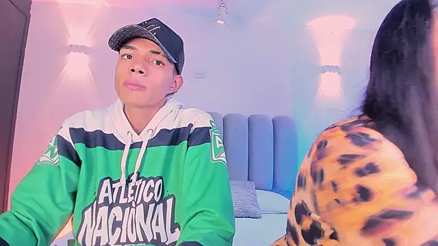 candyandmarilyn online show from November 8, 9:07 pm