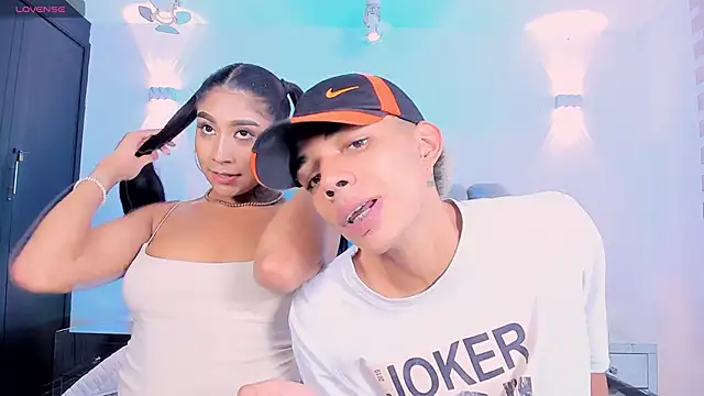 candyandmarilyn online show from October 13, 8:54 pm