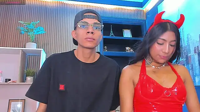 candyandmarilyn online show from March 10, 3:16 pm