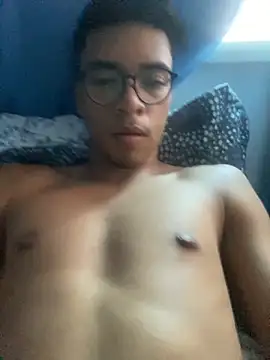 Snapshot of hiaguexxx chatting on November 8, 6:44 pm hiaguexxx online show from November 8, 6:44 pm