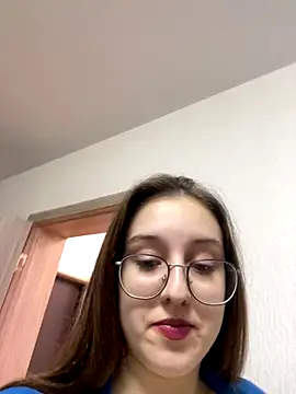 Snapshot of Vviikkssiikk chatting on October 19, 5:16 pm Vviikkssiikk online show from October 19, 5:16 pm