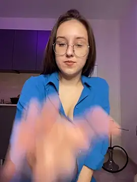 Snapshot of Vviikkssiikk chatting on October 20, 6:08 pm Vviikkssiikk online show from October 20, 6:08 pm