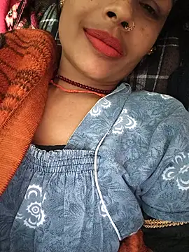 Snapshot of Eshna_Dabral chatting on November 11, 4:02 pm Eshna Dabral online show from November 11, 4:02 pm