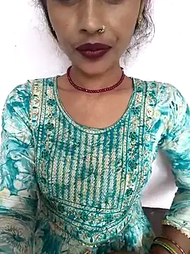 Snapshot of Eshna_Dabral chatting on October 3, 7:43 am Eshna Dabral online show from October 3, 7:43 am