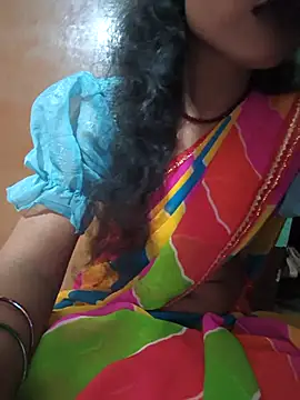 Snapshot of Eshna_Dabral chatting on September 18, 2:42 pm Eshna Dabral online show from September 18, 2:42 pm