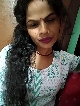 Snapshot of Eshna_Dabral chatting on September 17, 1:57 pm Eshna Dabral online show from September 17, 1:57 pm