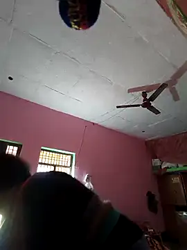 Snapshot of Eshna_Dabral chatting on November 30, 2:34 am Eshna Dabral online show from November 30, 2:34 am