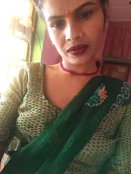 Snapshot of Eshna_Dabral chatting on October 20, 7:42 am Eshna Dabral online show from October 20, 7:42 am