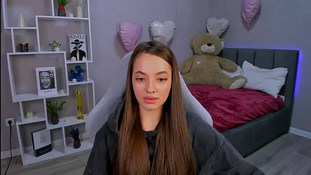 MelanieAlves online show from March 23, 2:17 pm