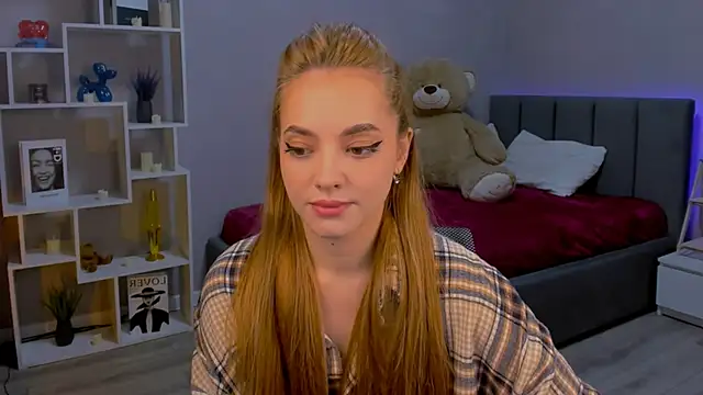 MelanieAlves online show from November 20, 7:03 pm