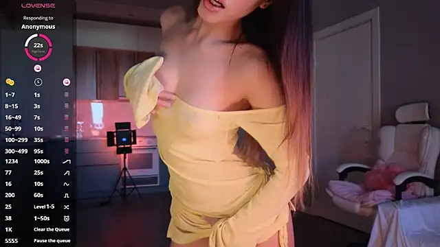 Ella lee15 online show from October 31, 2:52 am