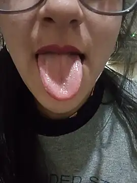 Camilitah online show from July 14, 6:36 pm